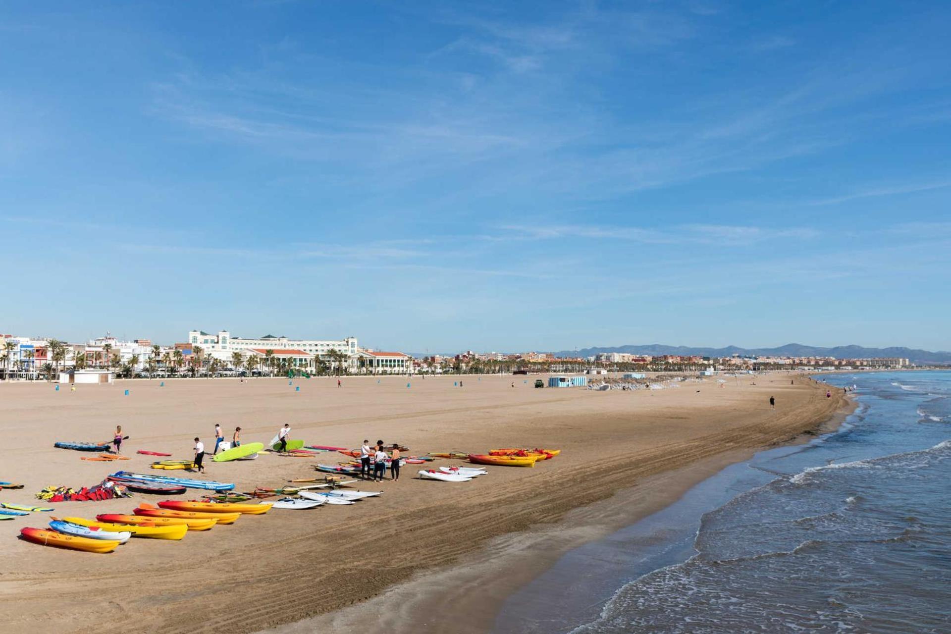 Exclusivo A 5 Minutos De La Playa * Valenza